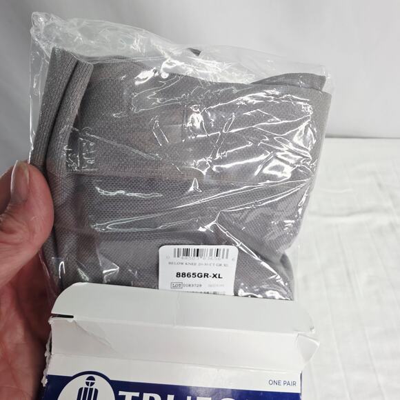 TRUFORM Unisex Gray 8865 Medical Compression Stockings Size X Large - Picture 6 of 13